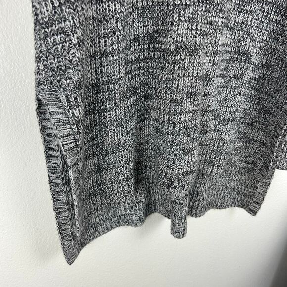 Torrid Cutout Shoulder Gray Sweater - Picture 6 of 9